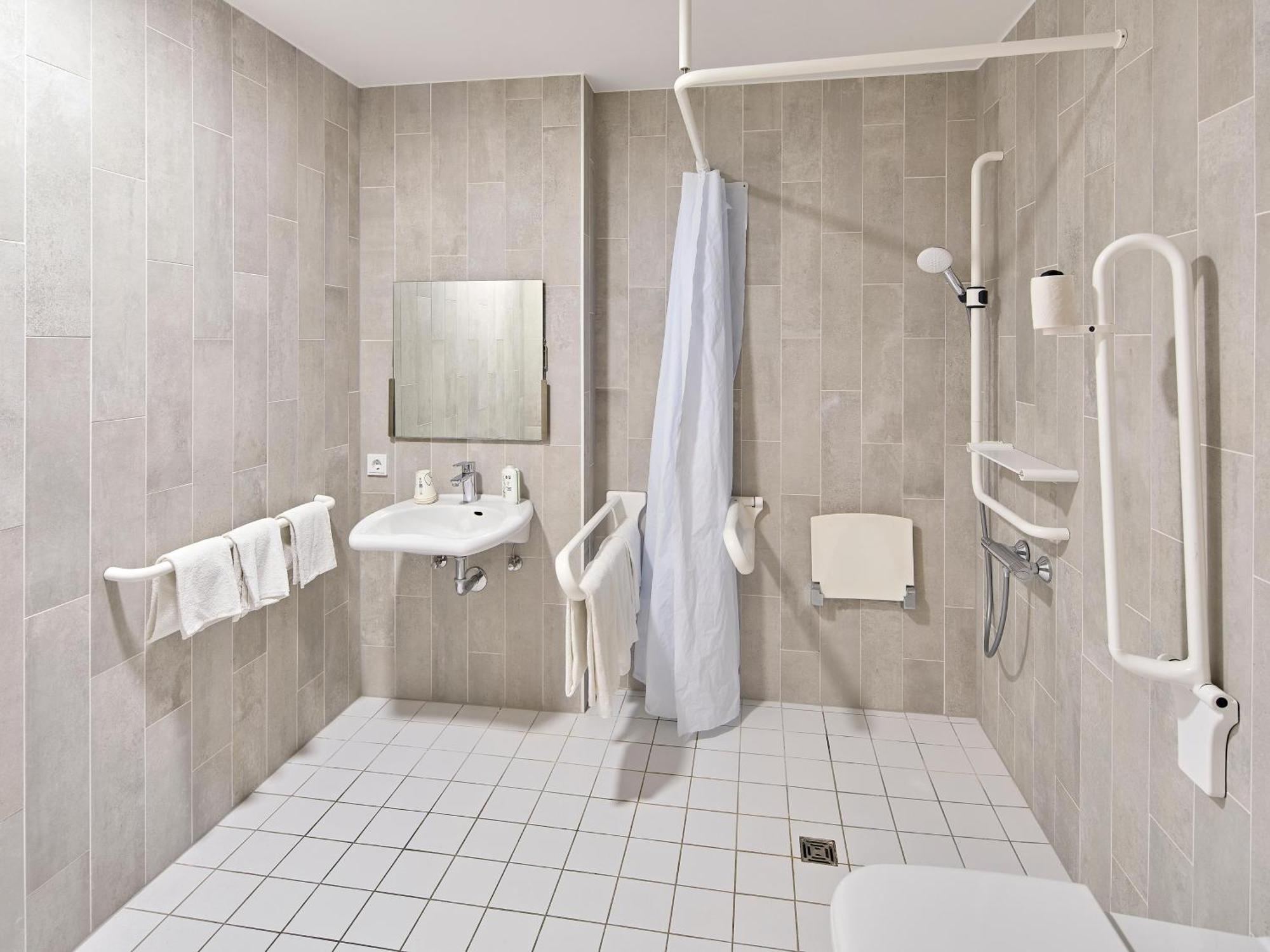 B&B Hotel Koeln-Messe Buitenkant foto